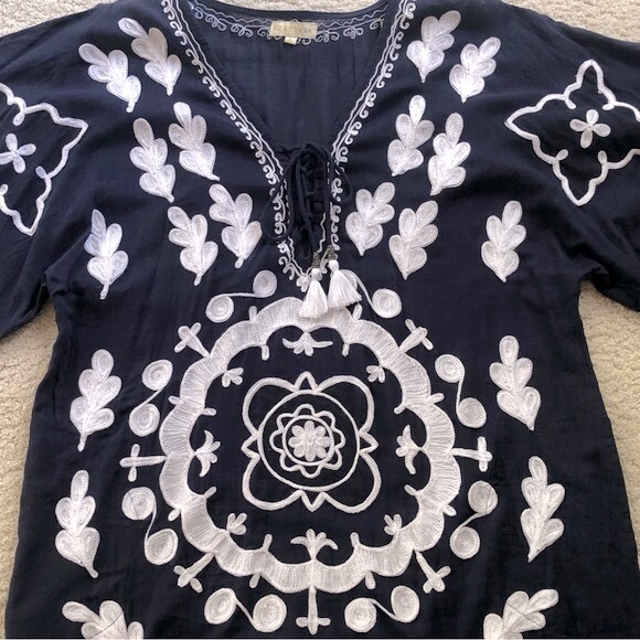 Very boho Ruby YaYa navy & white beach dress/cover up with braided embroidery - Picture 16 of 16